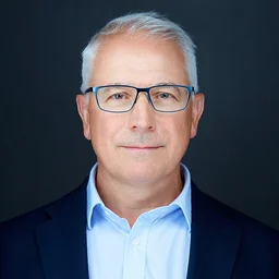 Nagy Gábor kereskedelmi szakoktató, MODELLO Intézet